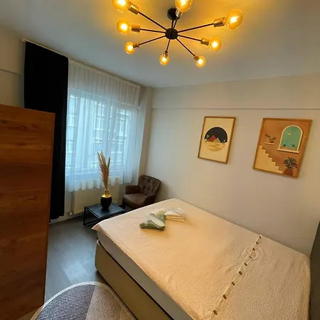 Location Renovated House In Besiktas Bazaar شقة