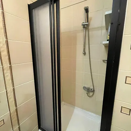 Apartment Location Renovated House In Besiktas Bazaar *